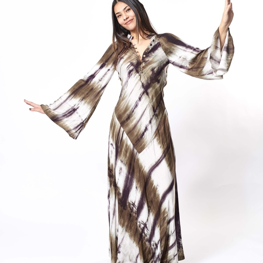Kristen Bellamy Olive Tie-Dye Kaftan